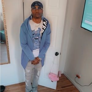 Meet your Posher, Phillip